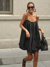 Einfarbiges ärmelloses Ballon-Camisole-Kleid